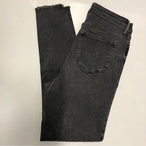 Old navy rockstar super skinny jeans size 14tall